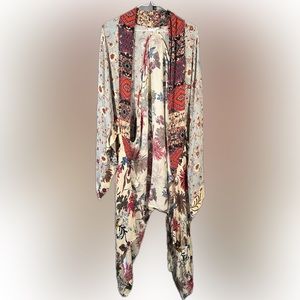 Umgee Boho S/M Vanilla Blossom Floral Mixed Print Asymmetrical Hem Kimono Duster